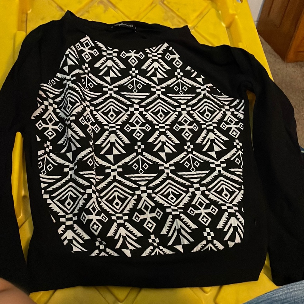 #Gal boss women medium black long sleeve.